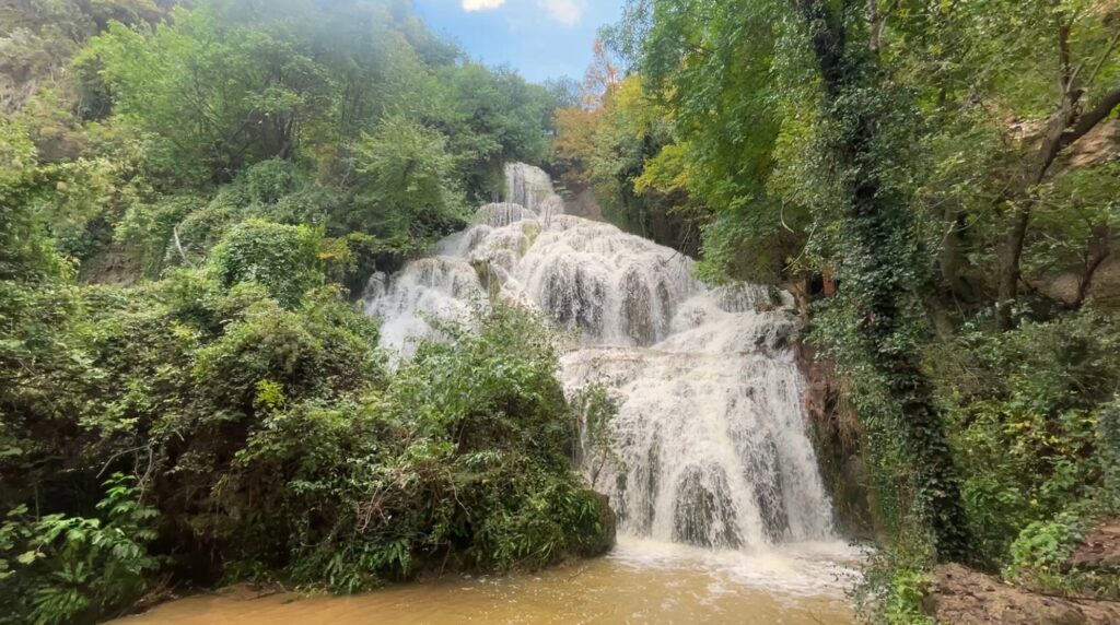 Кърпачево в Деветашкото плато Крушунските водопади