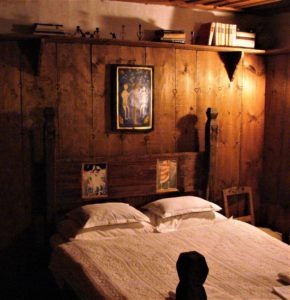 Автентичен родопски стил и уют в местна къща за гости