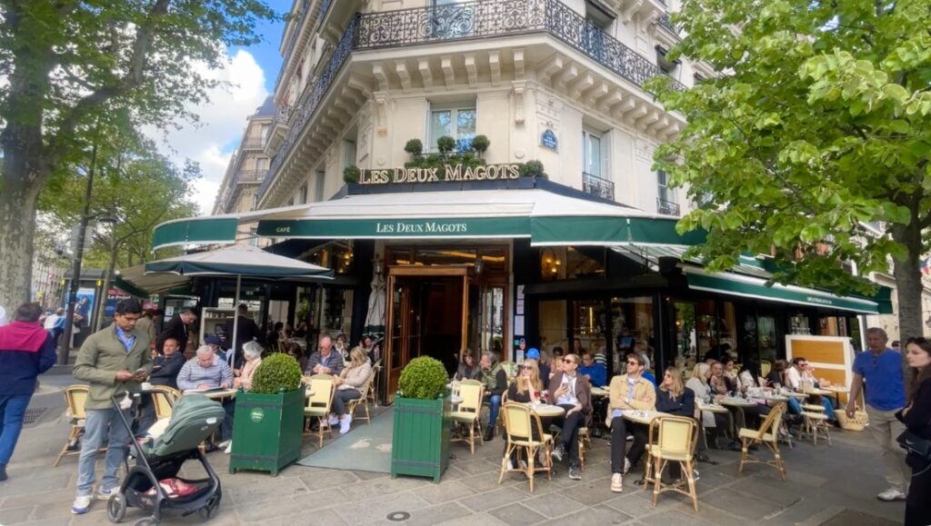 Париж извън клишетата Les deux Magots